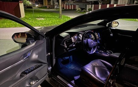 Toyota Camry, 2019 год, 3 500 000 рублей, 5 фотография