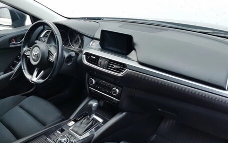 Mazda 6, 2017 год, 2 210 000 рублей, 6 фотография