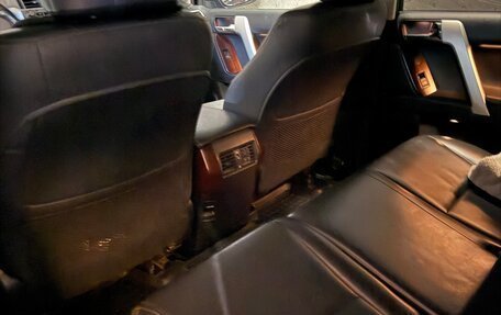 Toyota Land Cruiser Prado 150 рестайлинг 2, 2014 год, 4 100 000 рублей, 6 фотография