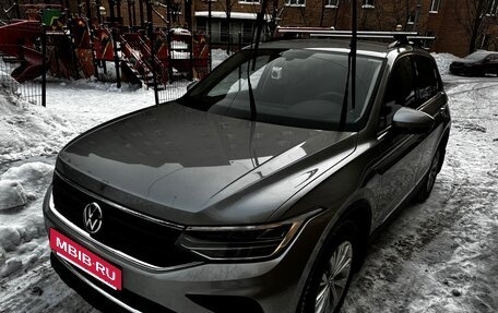 Volkswagen Tiguan II, 2021 год, 3 050 000 рублей, 3 фотография