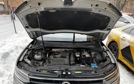 Volkswagen Tiguan II, 2021 год, 3 050 000 рублей, 14 фотография