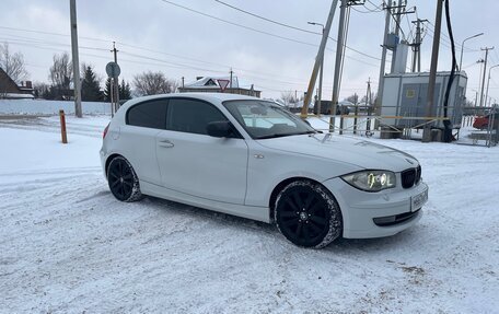 BMW 1 серия, 2010 год, 870 000 рублей, 4 фотография