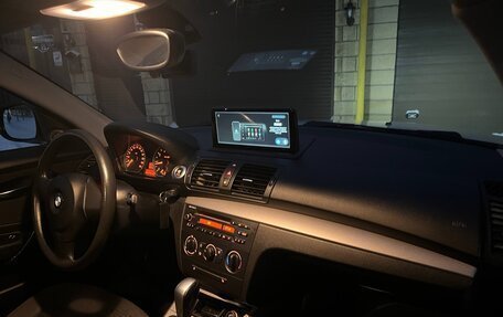 BMW 1 серия, 2010 год, 870 000 рублей, 32 фотография