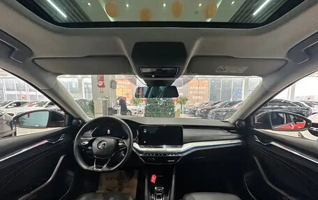 Skoda Octavia IV, 2021 год, 1 850 000 рублей, 7 фотография