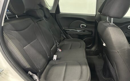 KIA Soul II рестайлинг, 2016 год, 1 555 000 рублей, 15 фотография