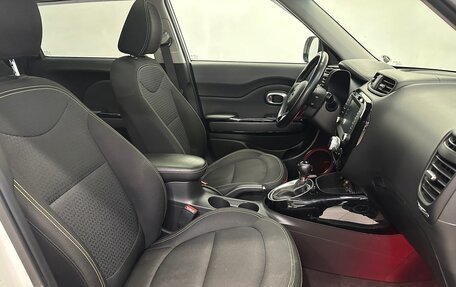 KIA Soul II рестайлинг, 2016 год, 1 555 000 рублей, 14 фотография