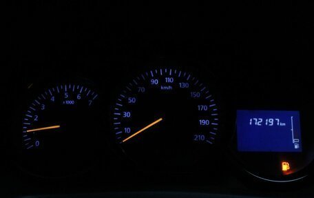 Renault Logan II, 2017 год, 470 000 рублей, 16 фотография