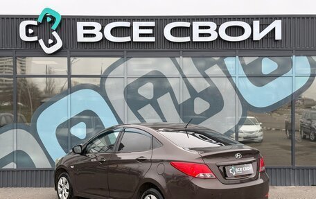 Hyundai Solaris II рестайлинг, 2016 год, 675 000 рублей, 3 фотография