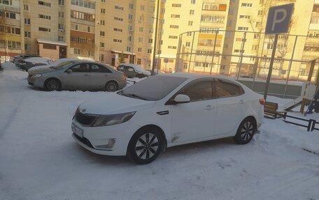 KIA Rio III рестайлинг, 2012 год, 550 000 рублей, 3 фотография