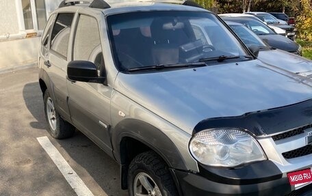 Chevrolet Niva I рестайлинг, 2014 год, 600 000 рублей, 3 фотография