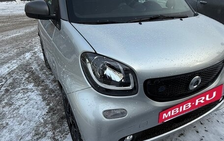 Smart Fortwo III, 2018 год, 1 750 000 рублей, 4 фотография
