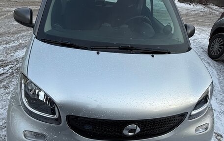 Smart Fortwo III, 2018 год, 1 750 000 рублей, 3 фотография