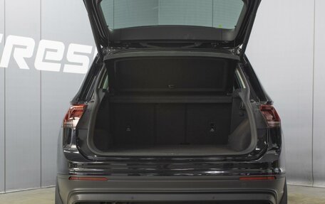 Volkswagen Tiguan II, 2018 год, 2 385 000 рублей, 18 фотография