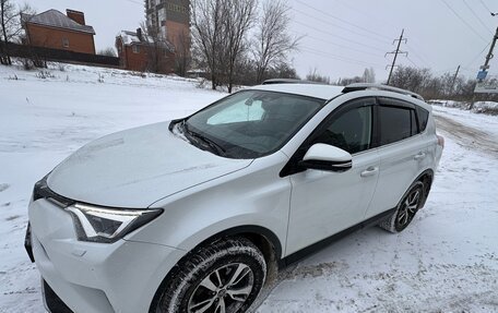 Toyota RAV4, 2018 год, 3 200 000 рублей, 1 фотография