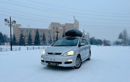 Toyota Ipsum II, 2004 год, 939 000 рублей, 1 фотография