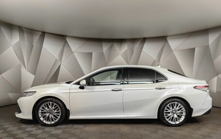 Toyota Camry, 2018 год, 2 843 000 рублей, 5 фотография