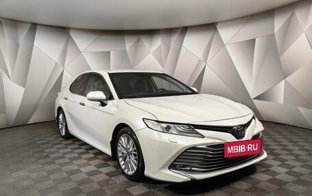 Toyota Camry, 2018 год, 2 843 000 рублей, 3 фотография
