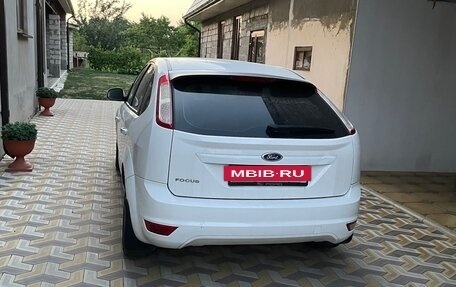 Ford Focus II рестайлинг, 2010 год, 700 000 рублей, 3 фотография