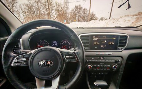 KIA Sportage IV рестайлинг, 2019 год, 2 500 000 рублей, 15 фотография