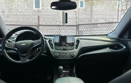 Chevrolet Malibu IX, 2016 год, 1 099 000 рублей, 9 фотография