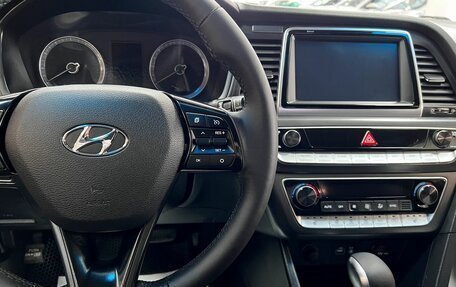 Hyundai Sonata VII, 2017 год, 1 895 000 рублей, 19 фотография