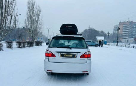 Toyota Ipsum II, 2004 год, 939 000 рублей, 7 фотография