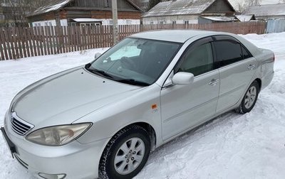 Toyota Camry V40, 2004 год, 750 000 рублей, 1 фотография