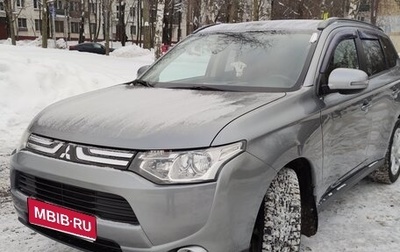 Mitsubishi Outlander III рестайлинг 3, 2012 год, 1 425 000 рублей, 1 фотография