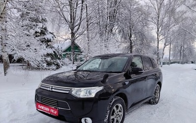Mitsubishi Outlander III рестайлинг 3, 2013 год, 1 650 000 рублей, 1 фотография