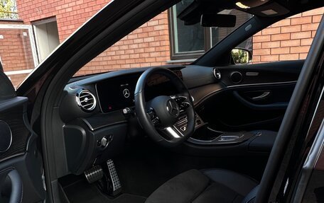 Mercedes-Benz E-Класс, 2022 год, 6 500 000 рублей, 8 фотография