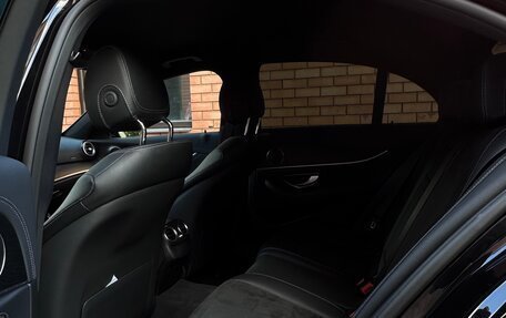 Mercedes-Benz E-Класс, 2022 год, 6 500 000 рублей, 18 фотография