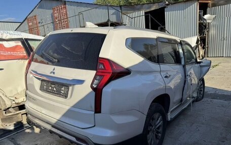Mitsubishi Pajero Sport III рестайлинг, 2021 год, 2 500 000 рублей, 12 фотография