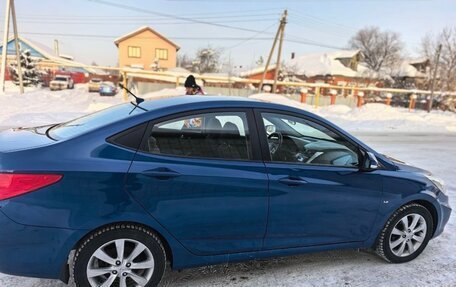 Hyundai Solaris II рестайлинг, 2014 год, 879 000 рублей, 3 фотография