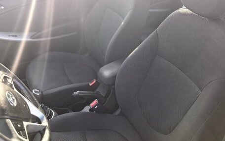 Hyundai Solaris II рестайлинг, 2014 год, 879 000 рублей, 9 фотография