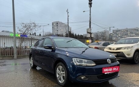 Volkswagen Jetta VI, 2011 год, 1 050 000 рублей, 5 фотография