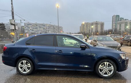 Volkswagen Jetta VI, 2011 год, 1 050 000 рублей, 10 фотография