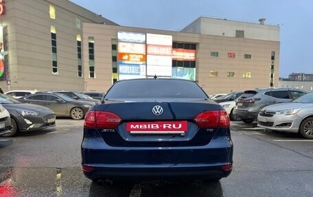 Volkswagen Jetta VI, 2011 год, 1 050 000 рублей, 8 фотография