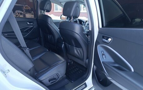 Hyundai Santa Fe III рестайлинг, 2015 год, 2 550 000 рублей, 16 фотография