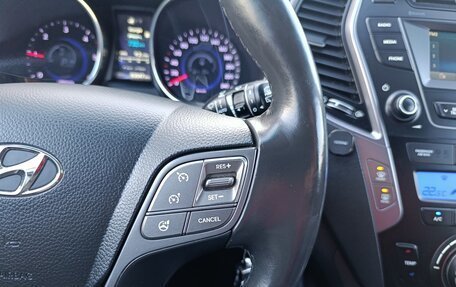 Hyundai Santa Fe III рестайлинг, 2015 год, 2 550 000 рублей, 23 фотография