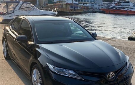 Toyota Camry, 2018 год, 2 450 000 рублей, 2 фотография