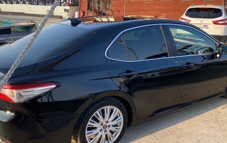 Toyota Camry, 2018 год, 2 450 000 рублей, 10 фотография