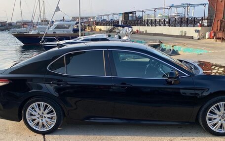 Toyota Camry, 2018 год, 2 450 000 рублей, 9 фотография