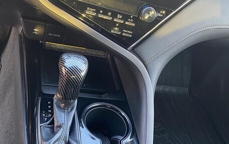 Toyota Camry, 2018 год, 2 450 000 рублей, 14 фотография