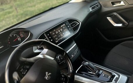 Peugeot 308 II, 2019 год, 1 420 000 рублей, 2 фотография