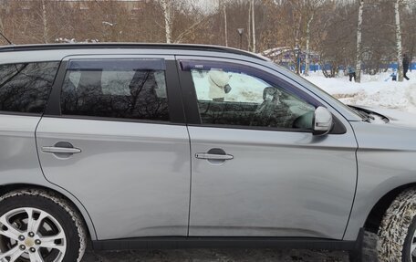 Mitsubishi Outlander III рестайлинг 3, 2012 год, 1 425 000 рублей, 5 фотография