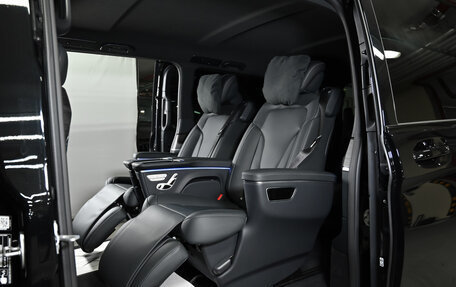 Mercedes-Benz V-Класс, 2024 год, 14 100 000 рублей, 9 фотография