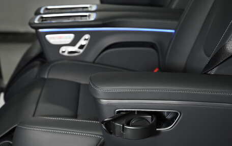 Mercedes-Benz V-Класс, 2024 год, 14 100 000 рублей, 10 фотография