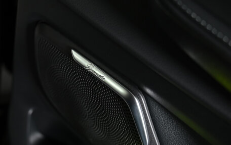 Mercedes-Benz V-Класс, 2024 год, 14 100 000 рублей, 26 фотография