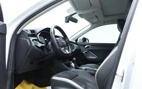 Audi Q3, 2022 год, 2 350 000 рублей, 12 фотография