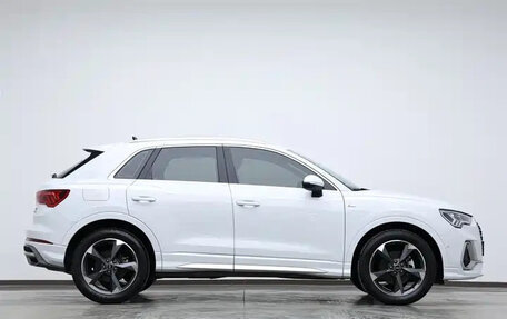 Audi Q3, 2022 год, 2 350 000 рублей, 6 фотография